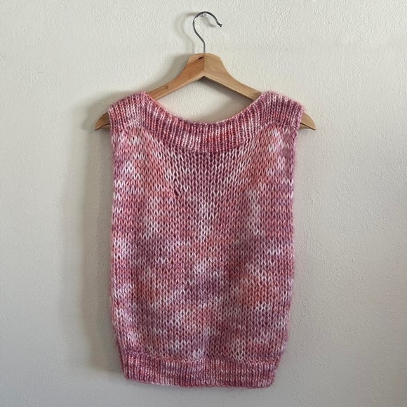 Vintage Knit Sleeveless Top - Picture 4 of 5